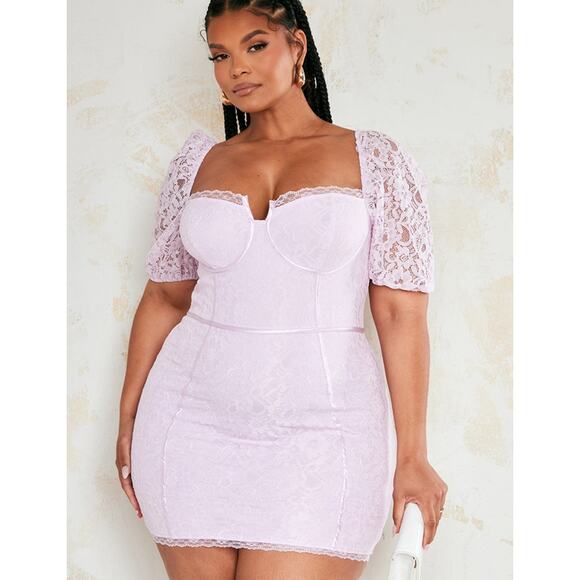 PRETTYLITTLETHING Plus Lilac Lace Cup Detail Bodycon Dress in Size 12 - Picture 2 of 8